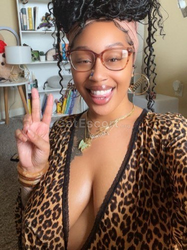 GoddessLaura